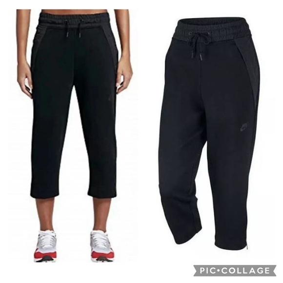 Nike Sportswear Tech Fleece Women's Crop Pants Black size small - Picture 1 of 12